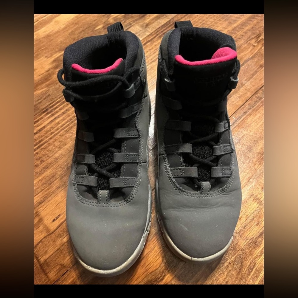 Kids Jordan Shoes